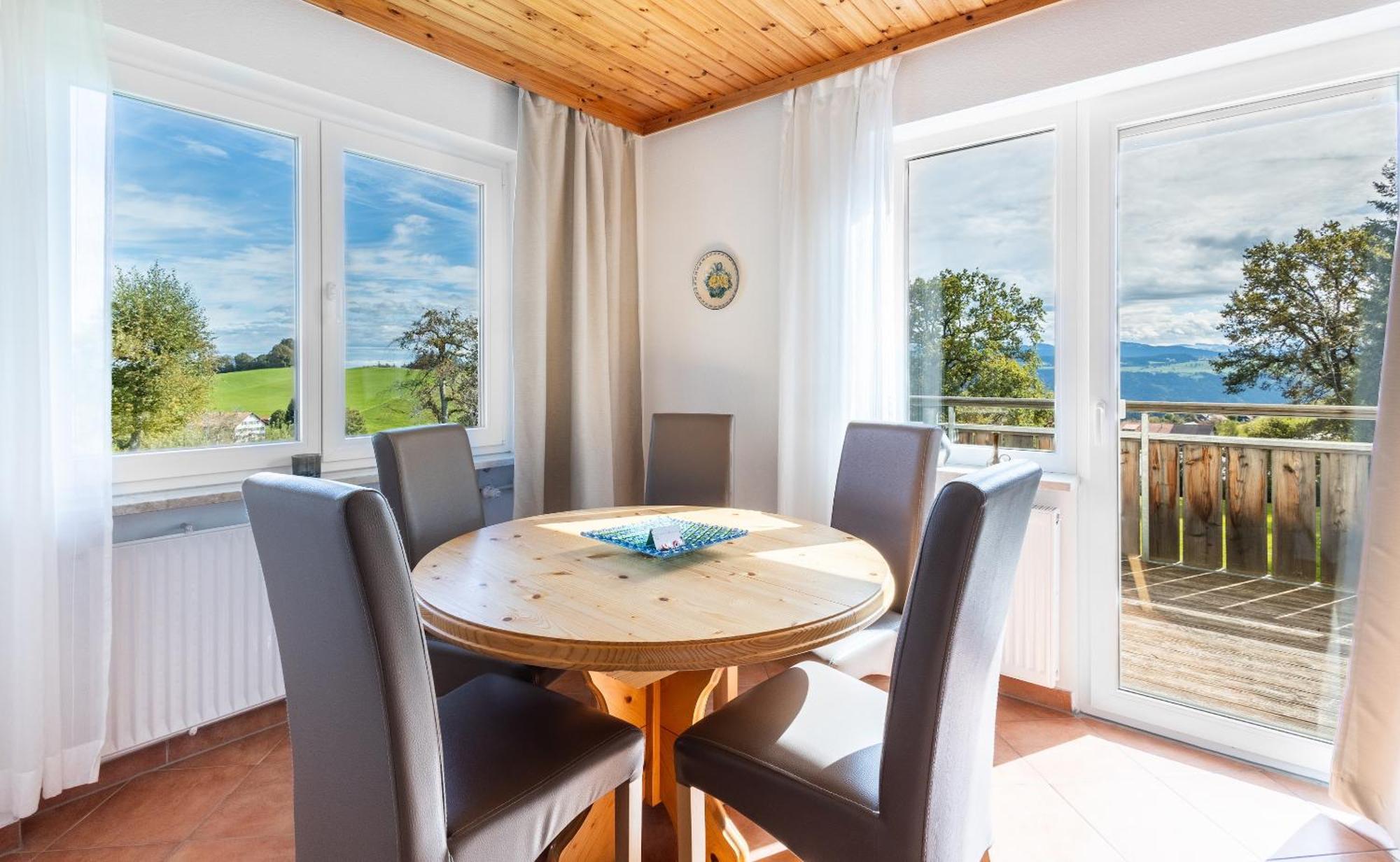 Ferienwohnungen Appartements Bergwald Scheidegg Rum bild