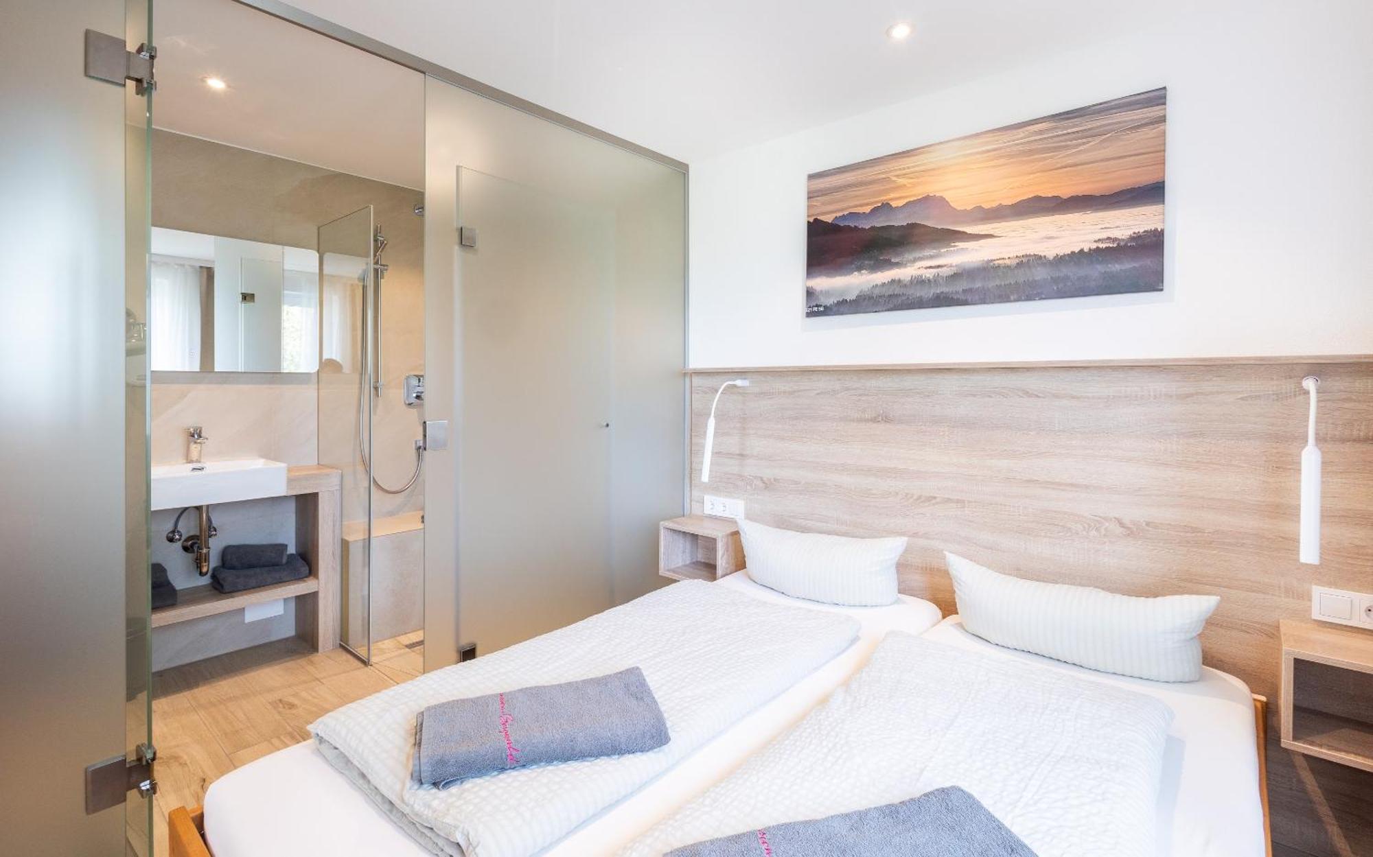 Ferienwohnungen Appartements Bergwald Scheidegg Rum bild